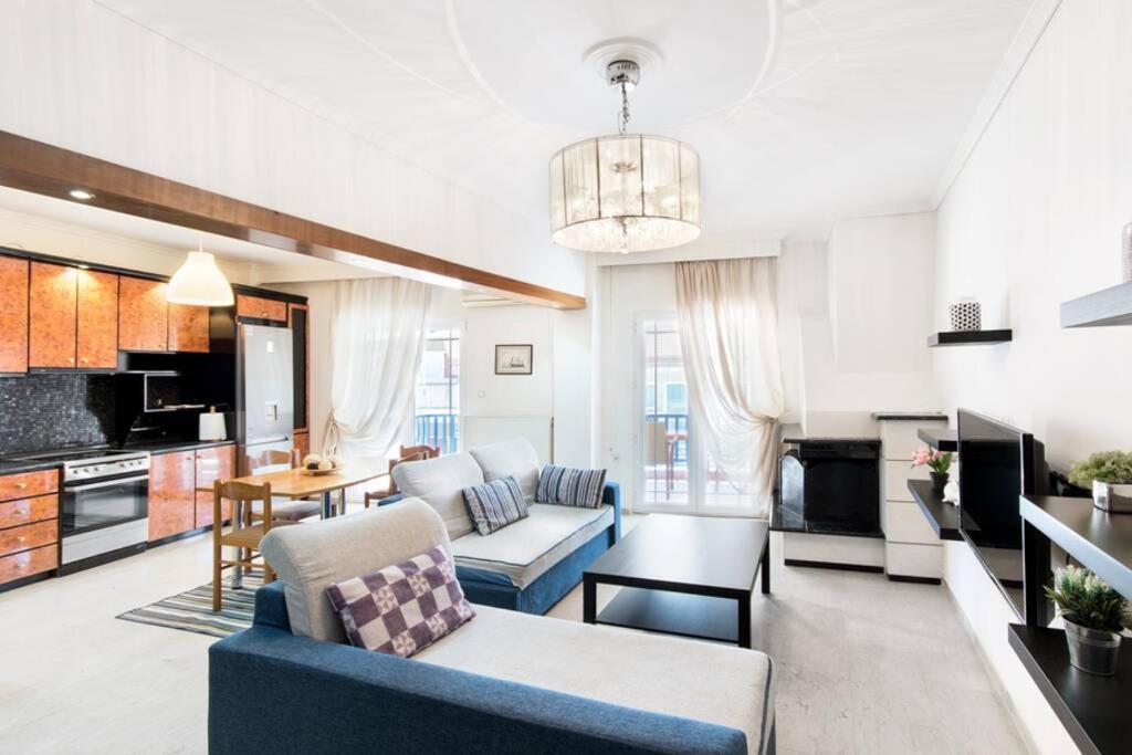 Seafront 2 Bedrooms Apartment نيا إيراكليا المظهر الخارجي الصورة